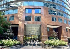 33 University Ave in Toronto, ON - Building Photo
