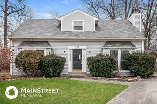 717 Lydgate Cove in Louisville, KY - Building Photo
