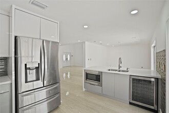 12894 SW 60th Terrace in Miami, FL - Building Photo - Building Photo