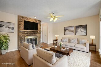 1301 Memory Ln, Unit 4910 in Arlington, TX - Building Photo - Building Photo