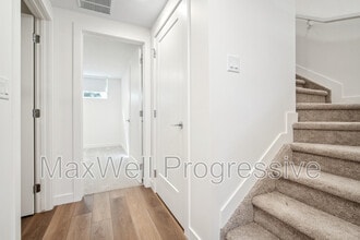 11113-11151 51 St NW in Edmonton, AB - Building Photo - Building Photo