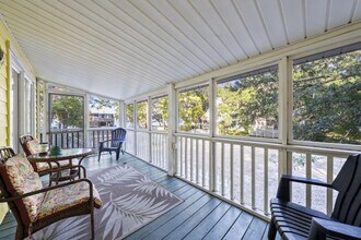 1748 Malone Ln in Gulf Shores, AL - Building Photo - Building Photo