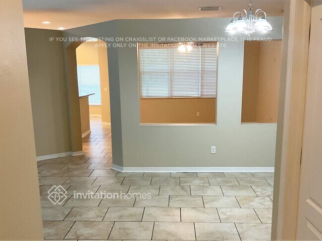 1170 Emerald Hill Way in Valrico, FL - Building Photo - Building Photo