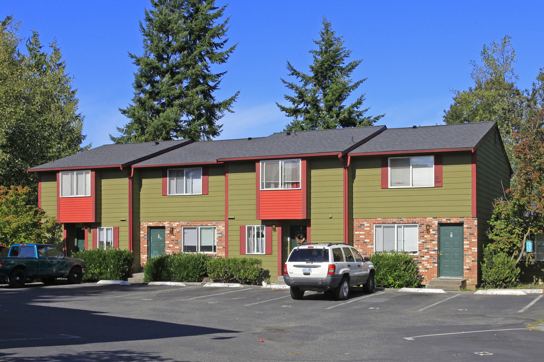 Park Place Townhomes in Everett, WA - Building Photo