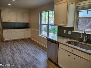 206 Clark Farms Rd in Madison, MS - Building Photo - Building Photo