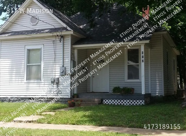 property at 817 W Madison St