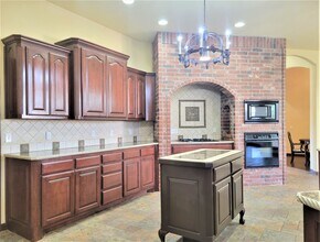 8821 NW 120th St in Oklahoma City, OK - Building Photo - Building Photo