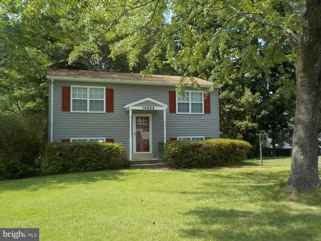 14502 Silverdale Dr in Woodbridge, VA - Building Photo - Building Photo