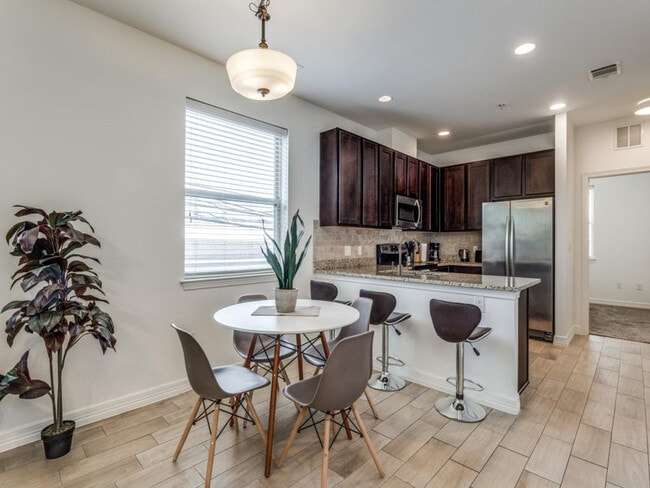 501 W 30th St in Austin, TX - Building Photo - Building Photo