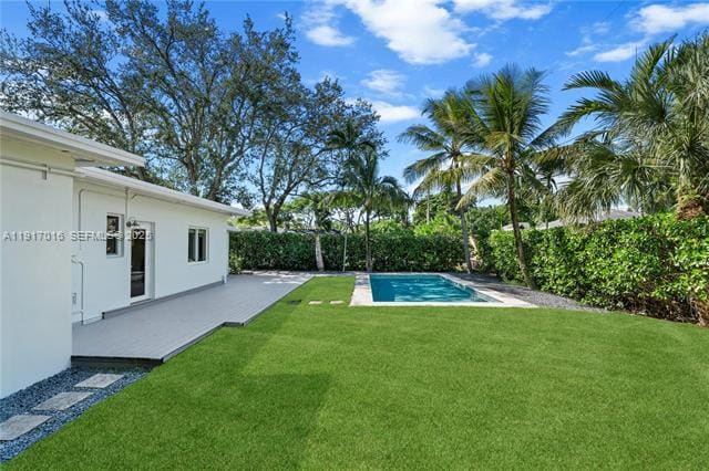 5865 SW 48th St in Miami, FL - Building Photo - Building Photo