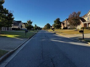 1440 Waverly Glen Dr in Alpharetta, GA - Building Photo - Building Photo