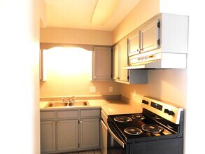 105 Rockwell Way in Del Rio, TX - Building Photo - Building Photo