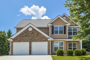 260 Stone Ridge Way in Covington, GA - Building Photo