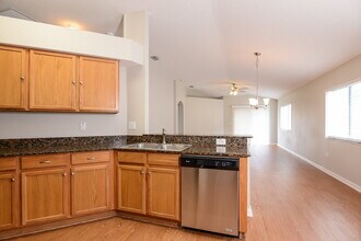 12926 Fieldmoor Ct in Riverview, FL - Building Photo - Building Photo