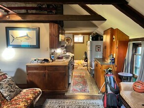 16 Konandreas Dr in Stamford, CT - Building Photo - Building Photo