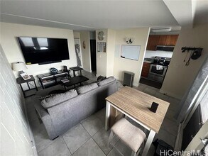 834 Lehua Ave in Pearl City, HI - Foto de edificio - Building Photo