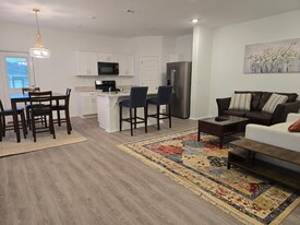 6721 SW Dignity Ave in Bentonville, AR - Building Photo