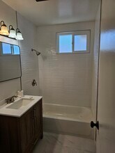 14626 S Budlong Ave, Unit B in Gardena, CA - Foto de edificio - Building Photo