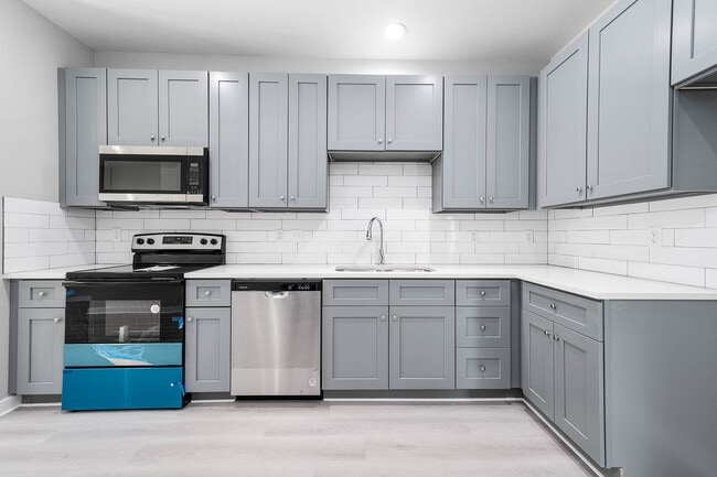property at 16985 Glenheath St