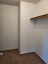 1910 Chris Ln-Unit -1910 Chris Lane in Joplin, MO - Building Photo - Building Photo