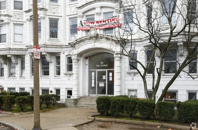 74 Fenway in Boston, MA - Foto de edificio - Building Photo