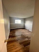 818-826 Pine St in Bristol, CT - Building Photo - Building Photo