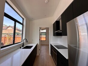 396 N 2nd St, Unit 396 N 2nd St #2 -ADU in San Jose, CA - Foto de edificio - Building Photo