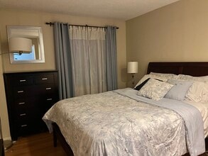 9725 106 St NW in Edmonton, AB - Building Photo - Building Photo