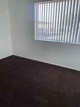 18335 Montezuma St in Adelanto, CA - Building Photo - Building Photo
