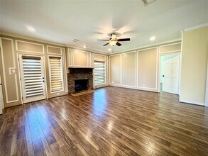 119 Shadow Wood Dr in Sugar Land, TX - Building Photo - Building Photo