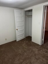 113 N Charles St-Unit -113 in Roxboro, NC - Building Photo - Building Photo