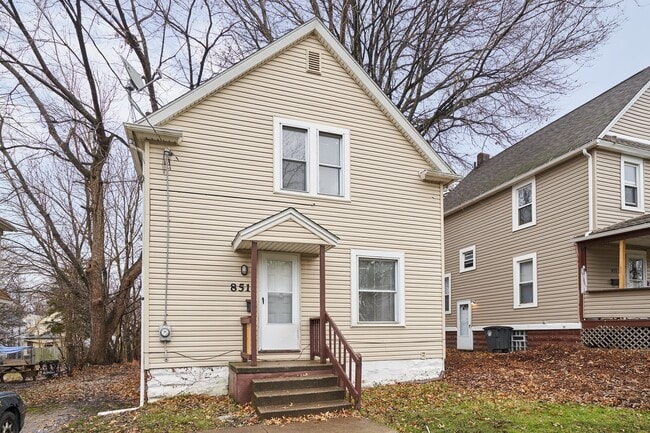 851 Princeton St in Akron, OH - Building Photo - Building Photo