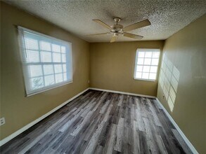 2787 L B McLeod Rd in Orlando, FL - Building Photo - Building Photo