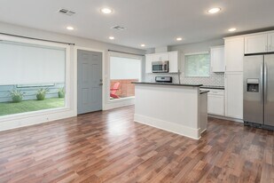 2019 Huldy St in Houston, TX - Building Photo