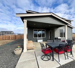 2819 Dapple Gray Way in Ellensburg, WA - Building Photo - Building Photo