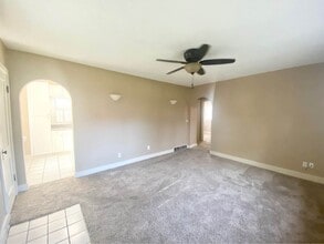 3914 53rd St in Des Moines, IA - Building Photo - Building Photo