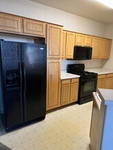 5855 Valley in North Las Vegas, NV - Building Photo - Building Photo