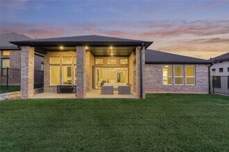 1716 Encino Blvd in Conroe, TX - Building Photo - Building Photo