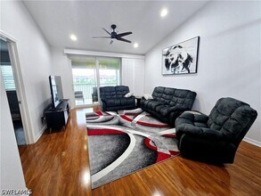 6270 Huntington Lakes Cir in Naples, FL - Building Photo - Building Photo