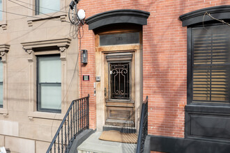 735 Garden St in Hoboken, NJ - Building Photo - Building Photo