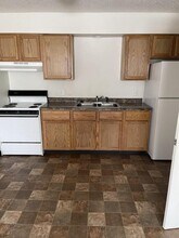 2110 Bradley Ct in Springfield, IL - Foto de edificio - Building Photo