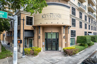 Keystone Villas II in Miami, FL - Building Photo - Building Photo