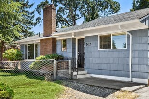 502 120th St S in Parkland, WA - Building Photo