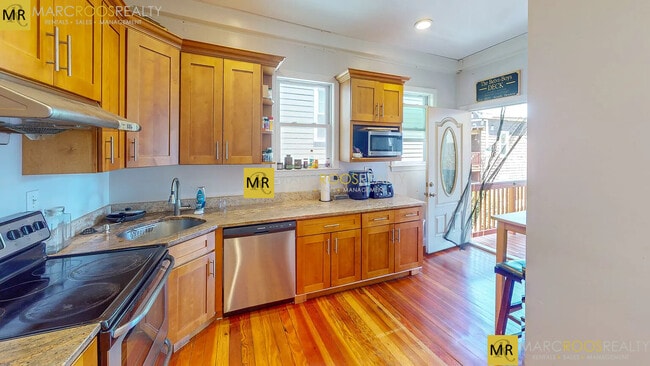 property at 16 Carpenter St