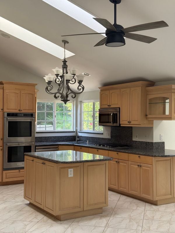 1279 Clayford Ave in Westlake Village, CA - Building Photo - Building Photo