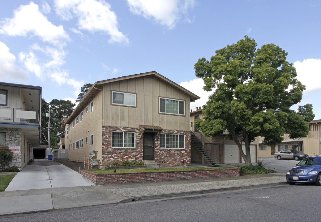 3030 Magliocco Dr in San Jose, CA - Building Photo