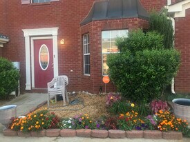 5599 Windfall Ln in Lithonia, GA - Building Photo