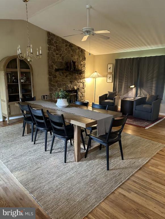 411 Whiskey Still Rd in Linden, VA - Building Photo - Building Photo