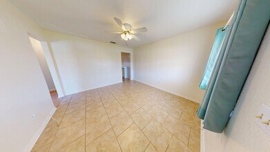 757 Flamingo Dr in Ormond Beach, FL - Building Photo - Building Photo