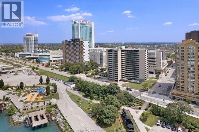 property at 111 Riverside Dr E